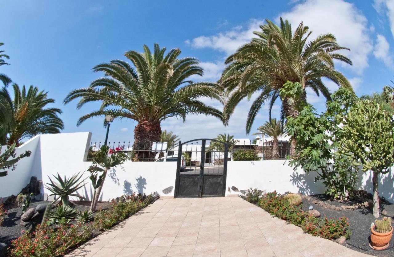 Villa Yuca 13 Costa Teguise Exterior photo