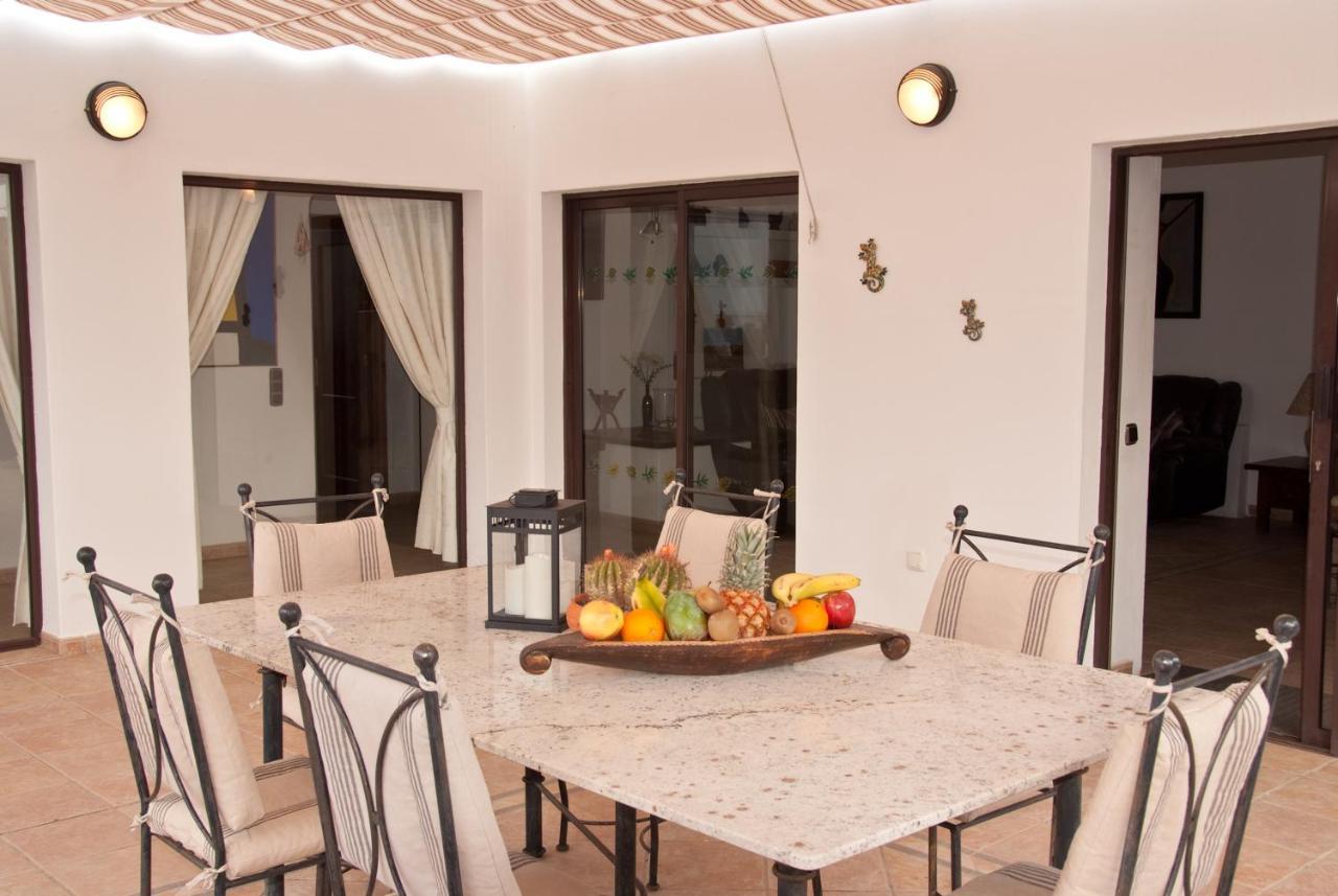 Villa Yuca 13 Costa Teguise Exterior photo